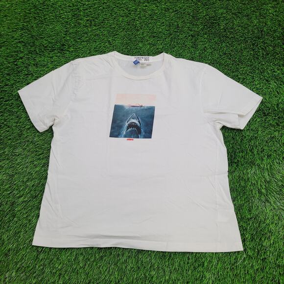 JAWS Shark Shirt Womens Large 22x25 White - Picture 1 of 15